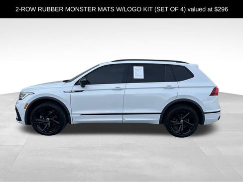 Used 2023 Volkswagen Tiguan SE R-Line image 4