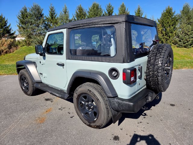Used 2023 Jeep Wrangler Sport AWD/4WD image 12