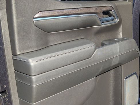 Used 2023 Chevrolet Silverado 1500 LTZ image 12