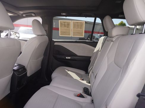 Used 2025 Lexus TX 350 FWD w/ Technology Package image 12