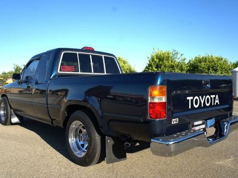 Used 1994 Toyota Pickup DX image 32