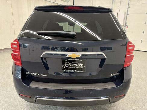 Used 2017 Chevrolet Equinox Premier w/ Enhanced Convenience Package AWD/4WD image 6