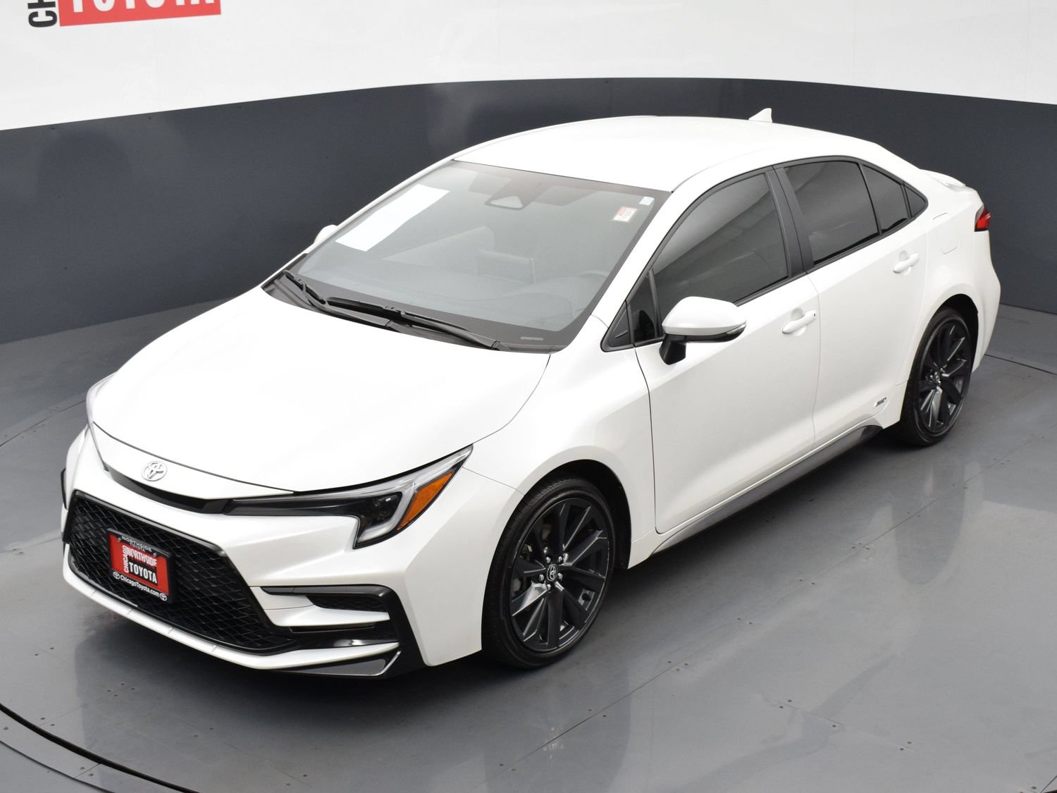 Used 2026 Toyota Corolla SE w/ SE Premium Package AWD/4WD image 24