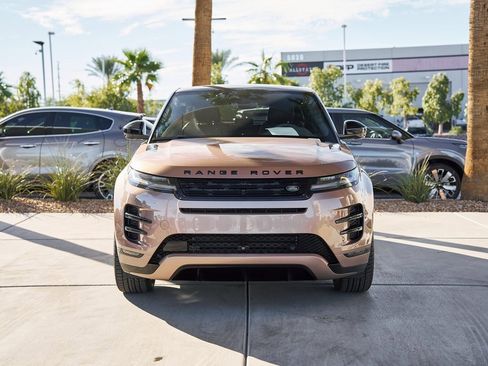 Used 2024 Land Rover Range Rover Evoque Dynamic SE image 6