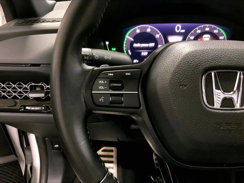Used 2025 Honda Accord Sport image 24