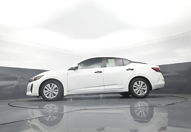 Certified 2025 Nissan Sentra S FWD image 29