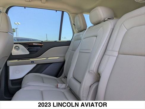 New 2023 Lincoln Aviator Reserve w/ Equipment Group 201A AWD/4WD image 12