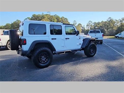 Used 2023 Jeep Wrangler Unlimited Sport image 31