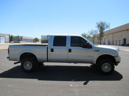 Used 2004 Ford F250 Lariat AWD/4WD image 5