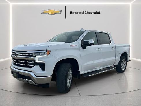 Used 2025 Chevrolet Silverado 1500 LTZ image 3