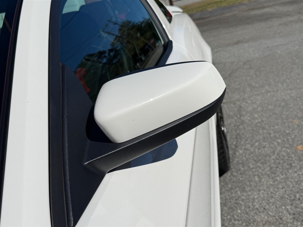 Used 2013 Ford Mustang Shelby GT500 RWD image 17