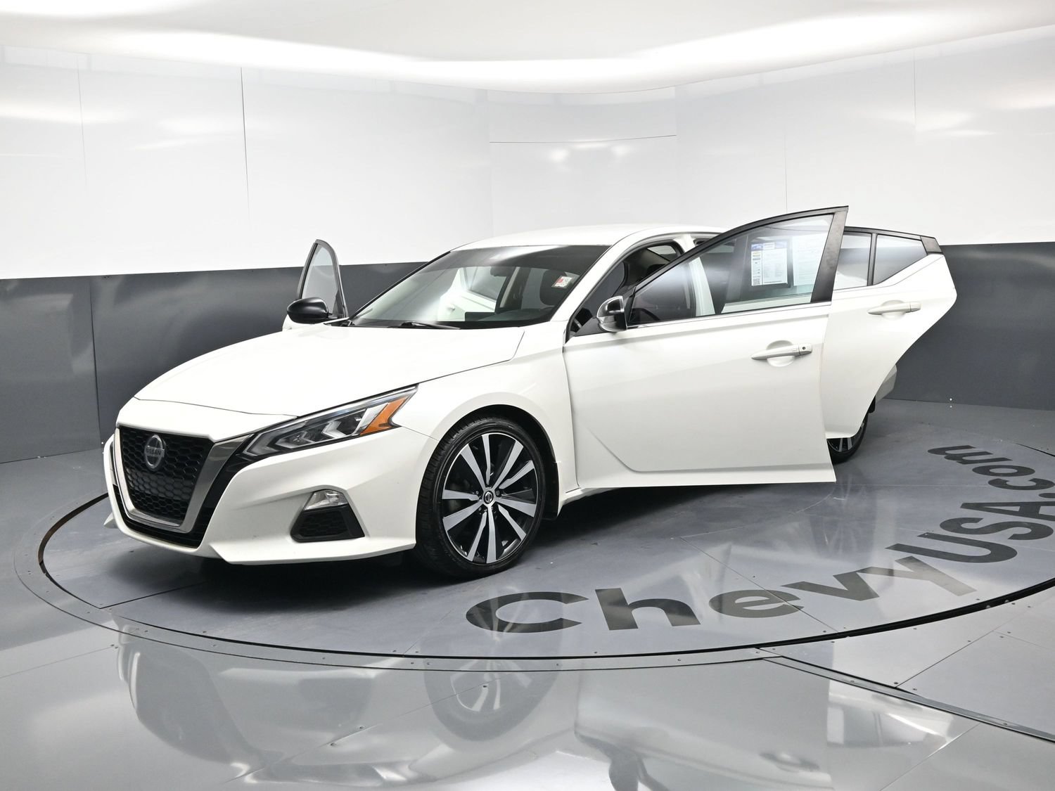 Used 2020 Nissan Altima 2.5 SR FWD image 22