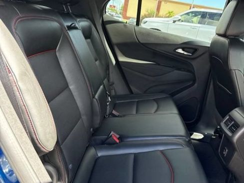 Used 2023 Chevrolet Equinox RS w/ RS Leather Package FWD image 9