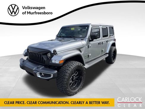 Used 2018 Jeep Wrangler Unlimited Sahara w/ Cold Weather Group AWD/4WD image 1