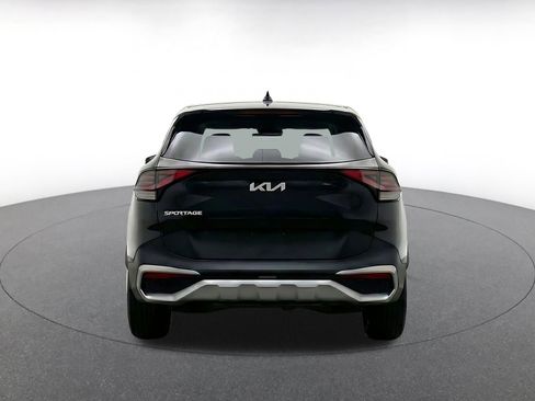 Used 2025 Kia Sportage LX FWD image 8