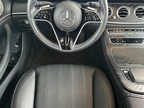 Used 2022 Mercedes-Benz E 350 Sedan image 17