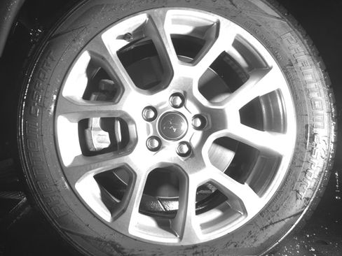 Used 2025 Jeep Compass Limited image 9