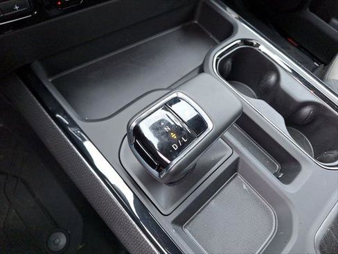 Used 2024 Chevrolet Silverado 1500 ZR2 w/ Technology Package image 15