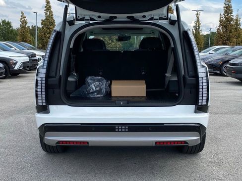 New 2026 Hyundai Ioniq 9 Limited image 28