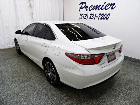 Used 2016 Toyota Camry SE FWD image 4