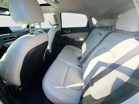 Used 2023 Hyundai Kona Limited FWD image 26