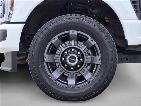 Used 2025 Ford F250 XL w/ STX Appearance Package AWD/4WD image 24