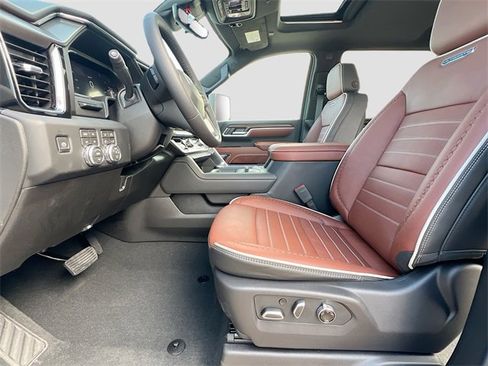 New 2026 GMC Sierra 2500 Denali Ultimate image 15