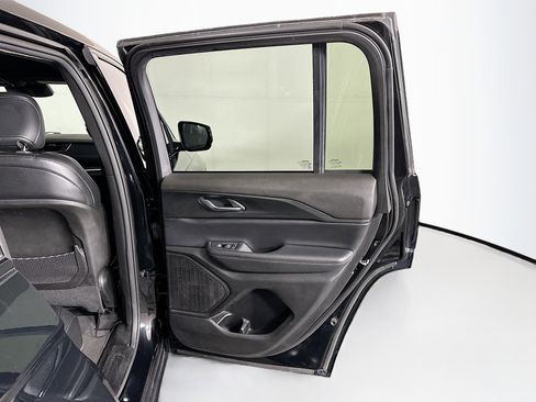 Used 2023 Jeep Grand Cherokee Altitude AWD/4WD image 30