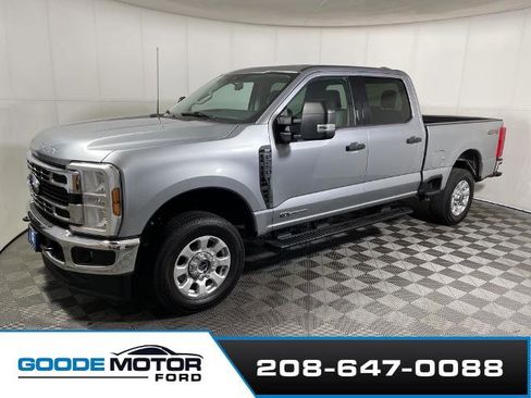 Certified 2024 Ford F250 XLT image 4