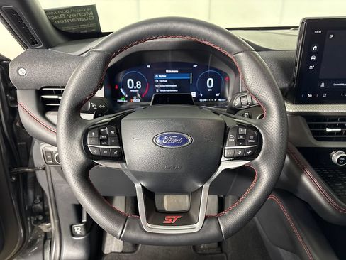 Used 2025 Ford Explorer ST AWD/4WD image 16
