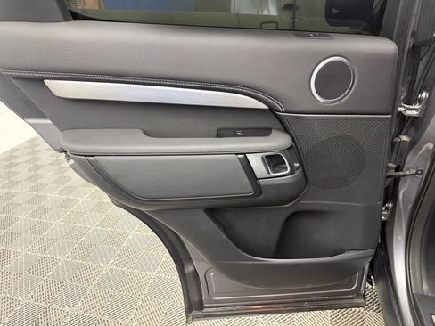 Used 2023 Land Rover Discovery S R-Dynamic AWD/4WD image 28