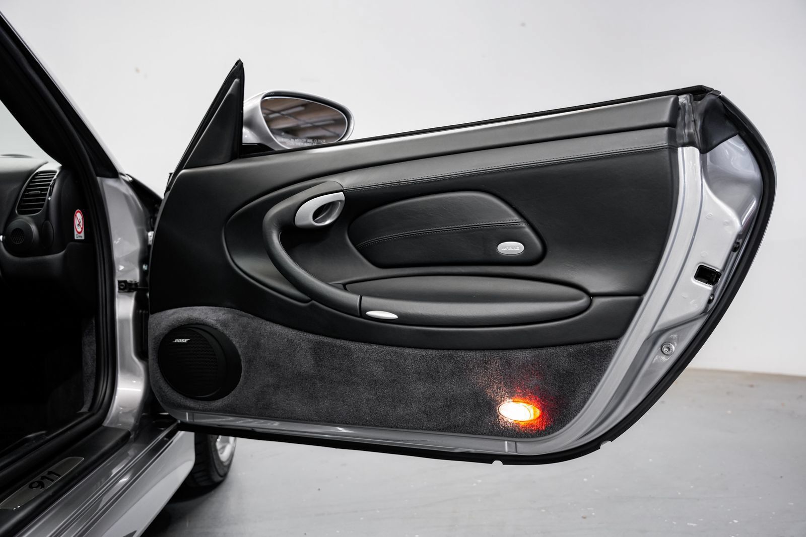 Used 2004 Porsche 911 40th Anniversary RWD image 25