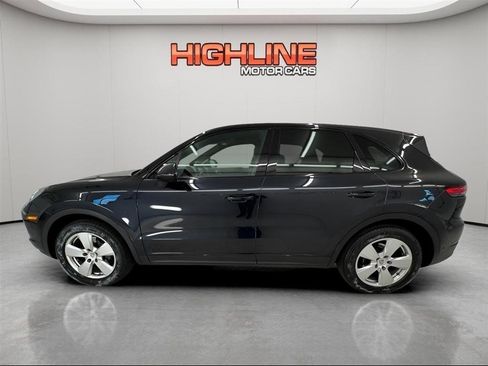 Used 2020 Porsche Cayenne AWD/4WD image 8