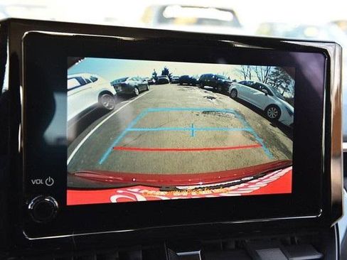 Used 2025 Toyota Corolla LE image 12