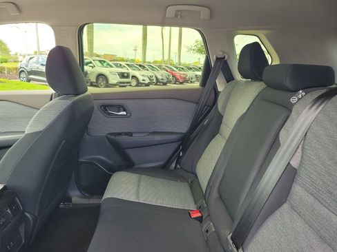 Certified 2023 Nissan Rogue SV image 16