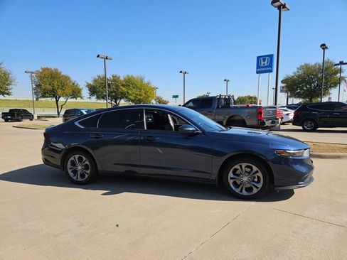 Used 2024 Honda Accord EX image 4