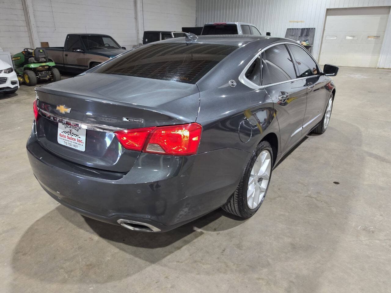 Used 2018 Chevrolet Impala Premier FWD image 11