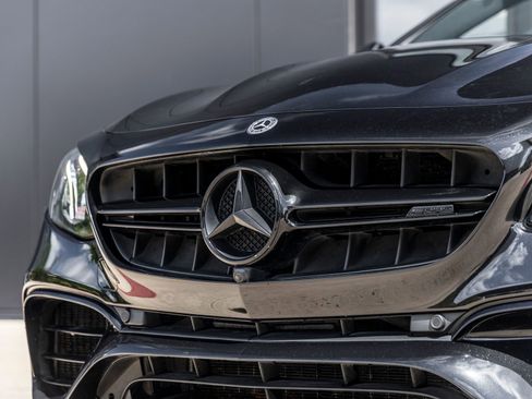 Used 2018 Mercedes-Benz E 63 AMG S image 14