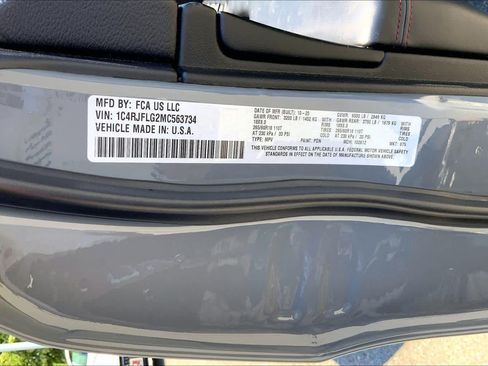 Used 2021 Jeep Grand Cherokee Trailhawk AWD/4WD image 37