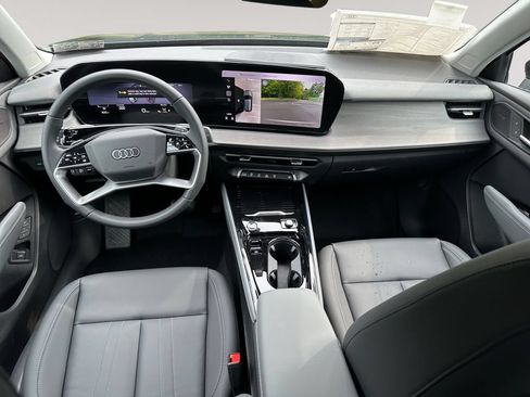 New 2026 Audi Q3 quattro 2.0T AWD/4WD image 10