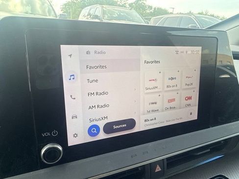 Used 2023 Toyota Prius XLE FWD image 15