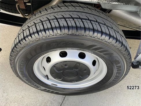 Used 2023 Ford Transit 350 XL image 19