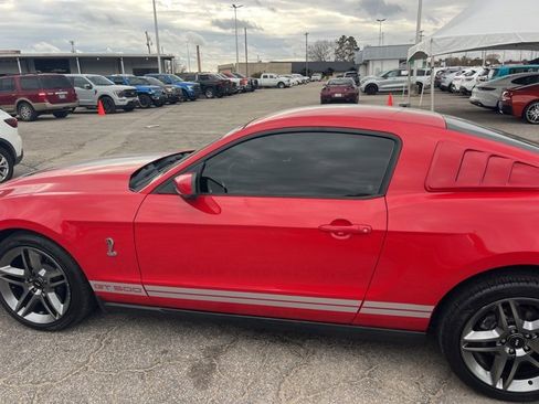 Used 2010 Ford Mustang Shelby GT500 image 8