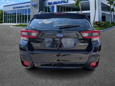 Used 2023 Subaru Crosstrek 2.0i Premium image 6
