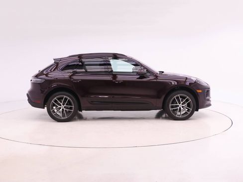 Used 2026 Porsche Macan AWD/4WD image 10