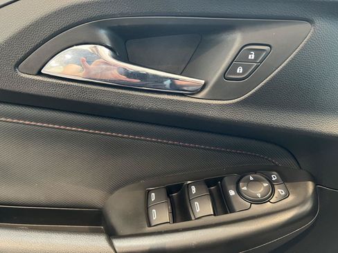 Used 2022 Chevrolet TrailBlazer RS FWD image 39