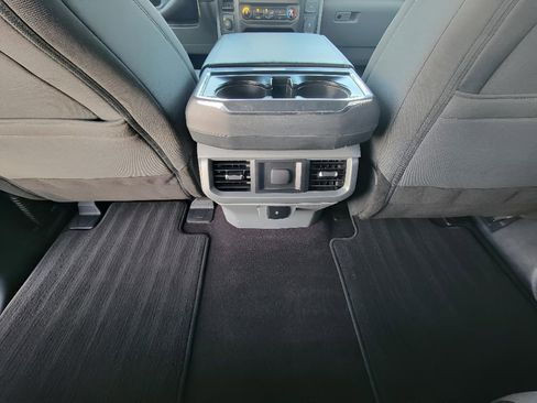 Used 2022 Ford F150 XLT image 29