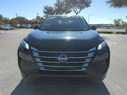 Certified 2025 Nissan Rogue S image 11