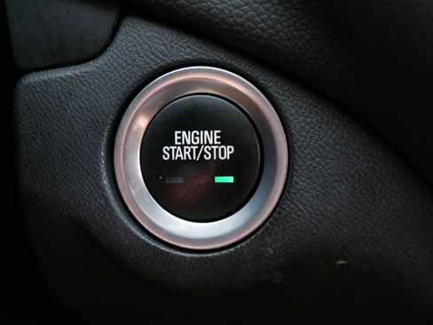 Used 2023 Chevrolet Equinox LT AWD/4WD image 25