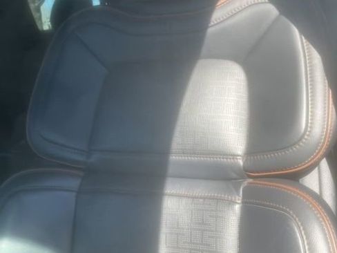 Used 2022 Lincoln Navigator L Black Label image 3